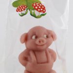 BIO Schwein mit Latzhose