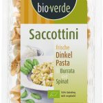 Frische Dinkel Saccottini mit Burrata und Spinat