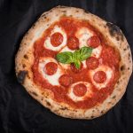 Pizza Calabrese mit salami