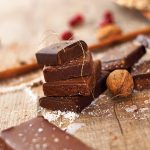 BIO-Edelbitterschokolade gefüllt mit 70% Eierlikör-Ganache 70g